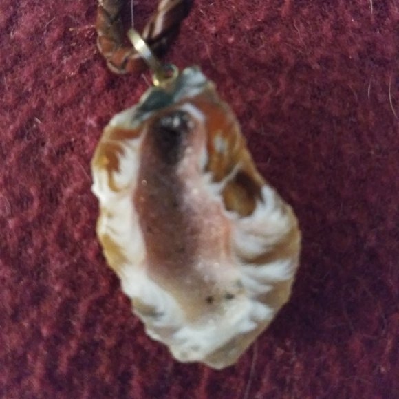 **SALE, SALE** Natural Light Brown & Gray Agate Necklace - Picture 9 of 12